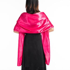 Écharpe de soirée en satin rose