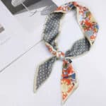 Foulard en satin modèle Léa de petite taille