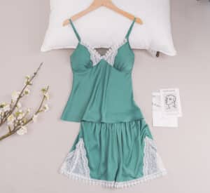 Pyjama en satin vert Émeraude