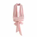 Top satin avec un dos nu et un décolleté profond en rose.