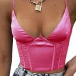 Débardeur satin bralette rose en version cropped