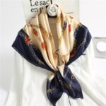 Foulard en satin Dita  – Écharpe élégante en satin Dita